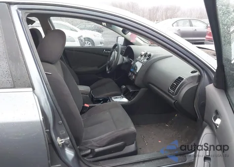 2011 Nissan Altima 2.5 S z USA, uszkodzony, nr VIN 1N4AL2AP1BN462954